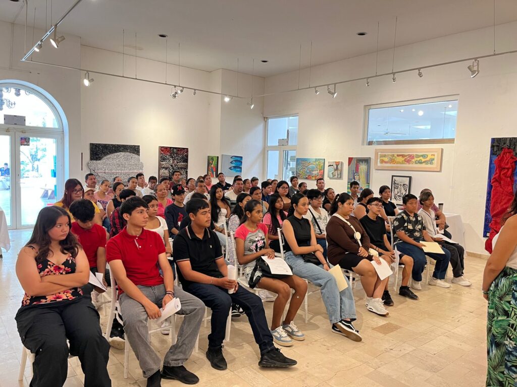 becas.vallarta.Jovenes Incian Prepa