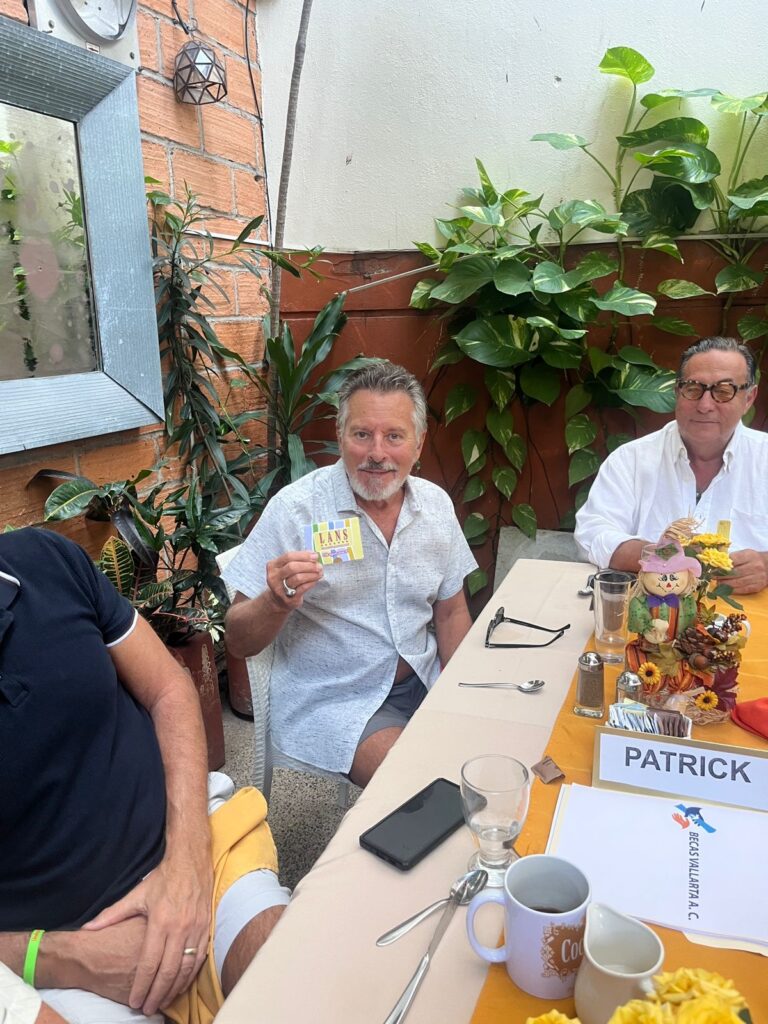 becas.vallarta.WhatsApp Image 2025 11 12 at 1.43.31 PM