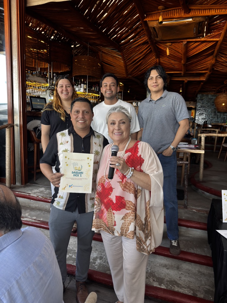 becas.vallarta.1843F487 0BFF 4422 8DA4 2A6DA40438DA 1 105 c